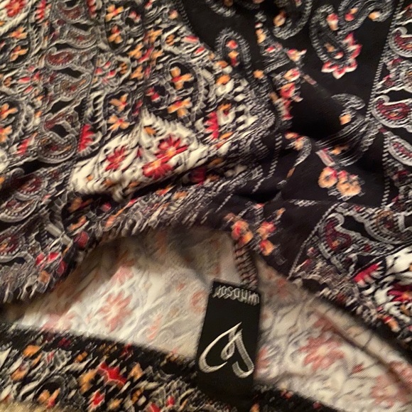 Patterned pants - Picture 3 of 3